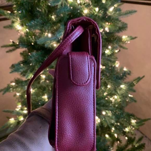 Burgundy bag in good condition - Picture 4 of 6